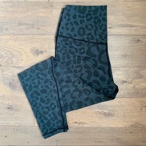 Blue Animal Print Colorfulkoala Leggings
